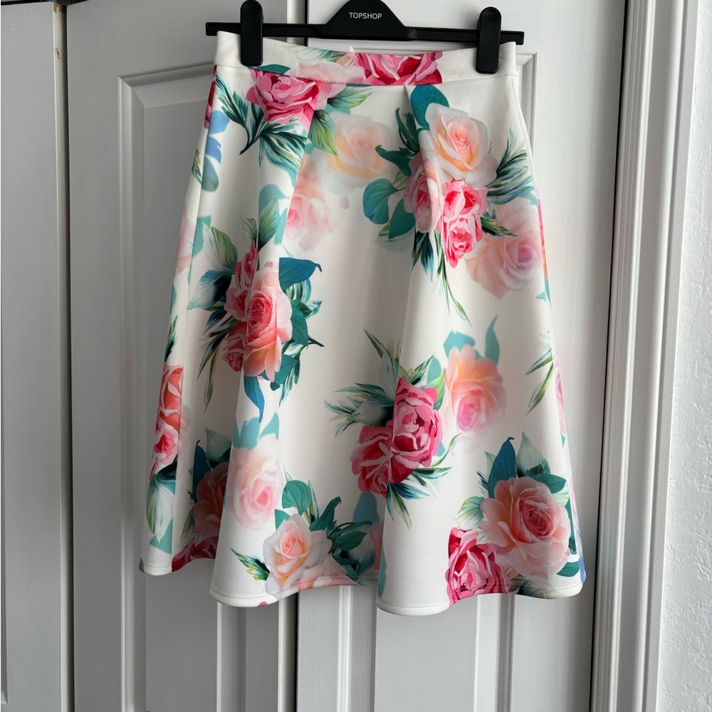 White and Pink A-Line Knee-Length Skirt for Resort Wear